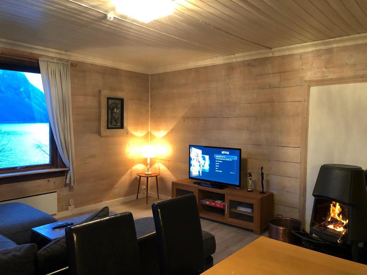 Apartment With Lake View In Jolster Årdal Exteriör bild