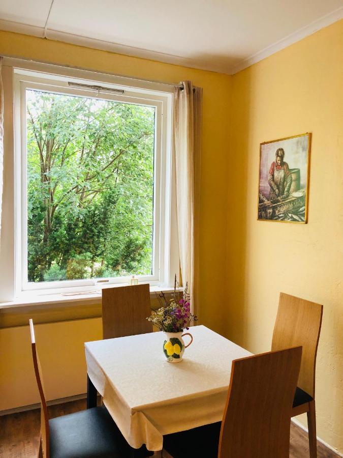 Apartment With Lake View In Jolster Årdal Exteriör bild